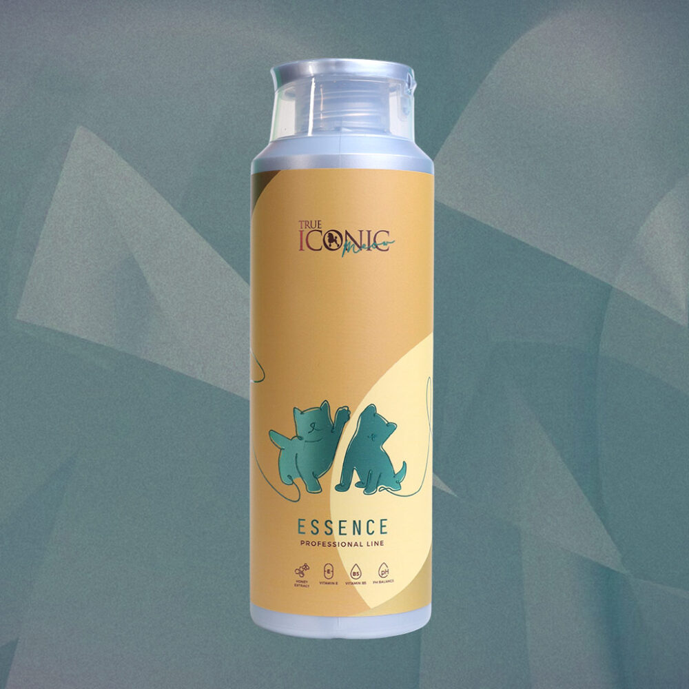 TrueIconic Essence Professional Nawilżający Szampon Dla Kotów